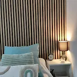 Torremolinos Beach Apartment *